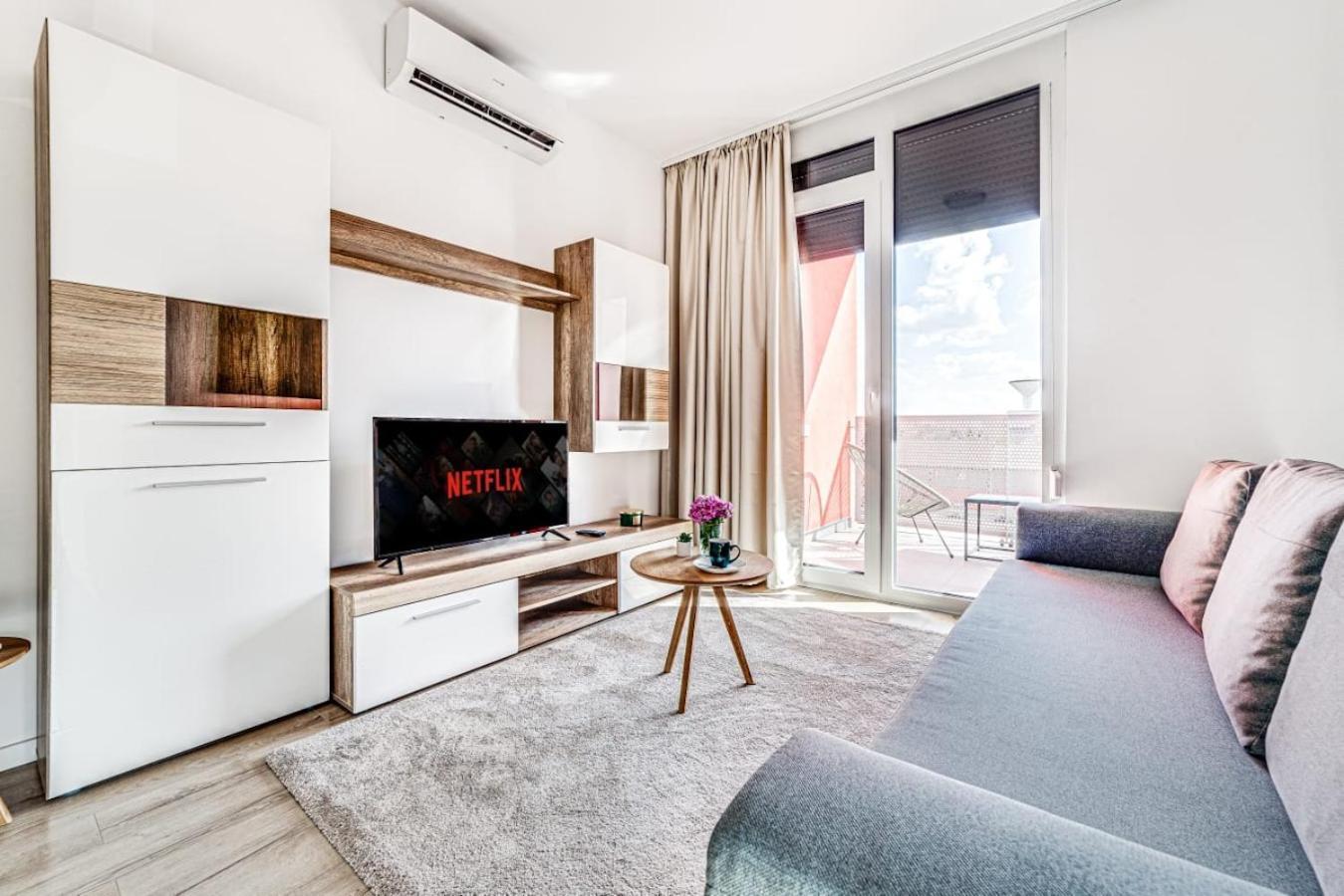 Ari Green Apartment Near Atrium Mall Arad Exterior photo